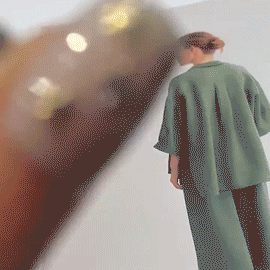 Linked Elegance with a Touch of Moissanite Sparkle — moving product demonstration
