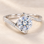 🔥 LAST DAY 90% OFF | Heartfelt Round-Wrap Moissanite Ring – Romantic Curves & Everyday Sparkle