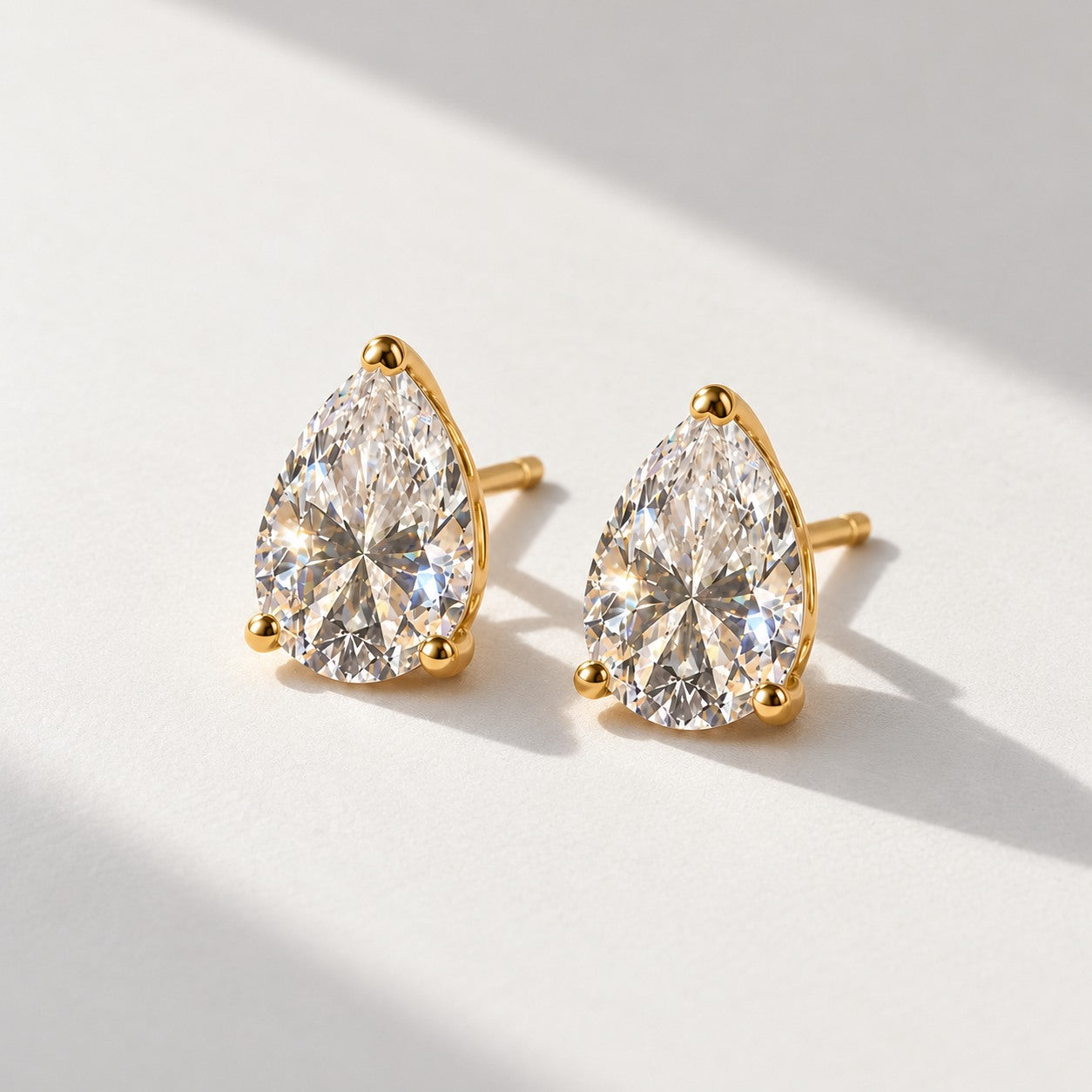 Pear-Cut Studs